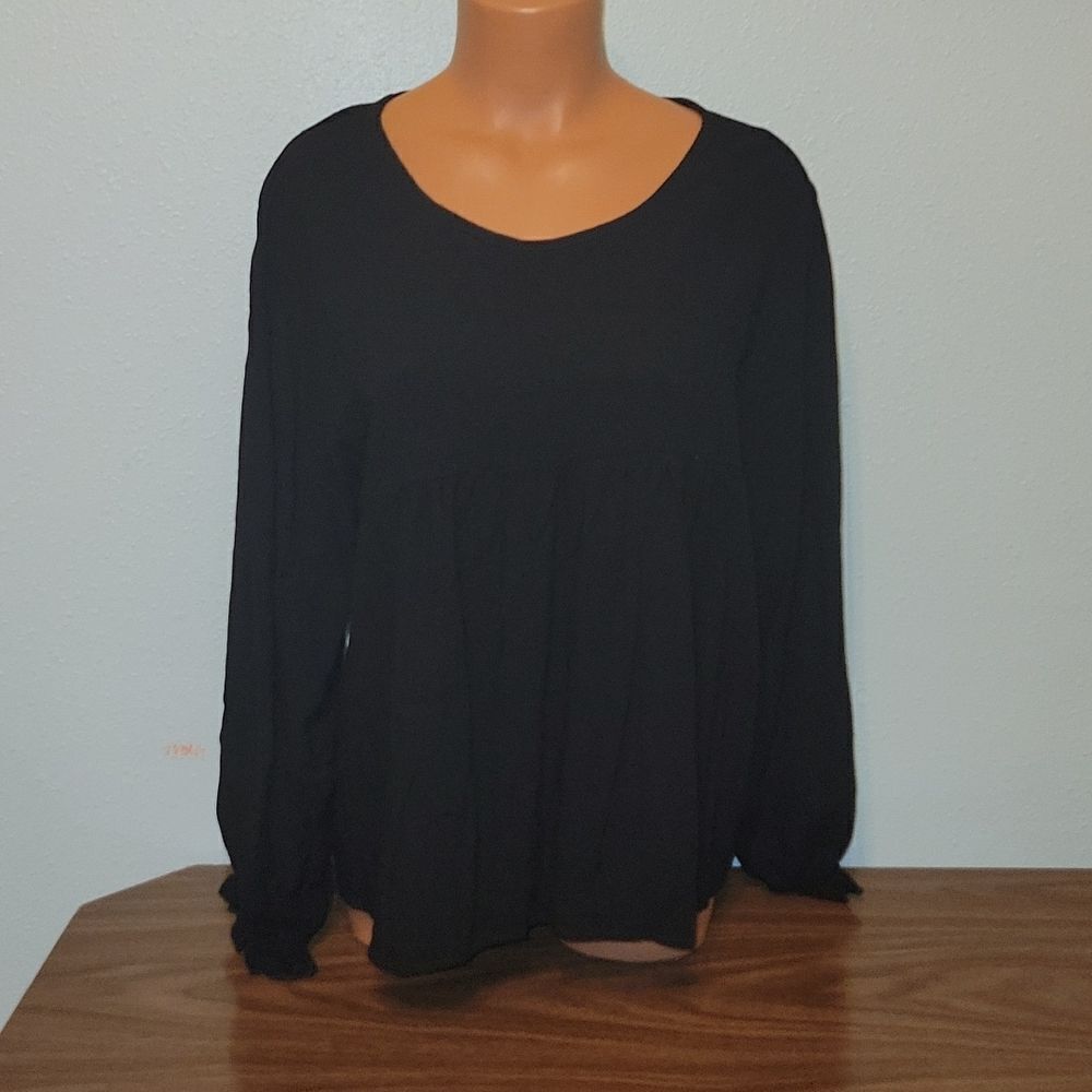 Black Umgee Shirt/Top/Blouse sz Small